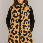 Елек со животински принт